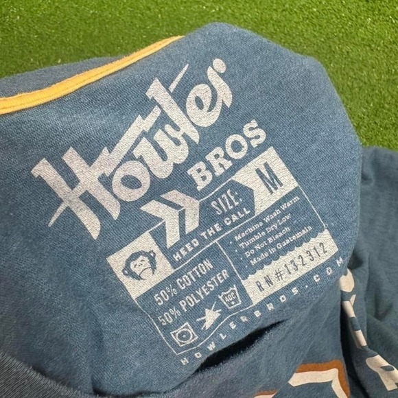 Howler Bros Men's Size Medium Graphic T-Shirt Logo Long Sleeve Blue - Picture 3 of 8